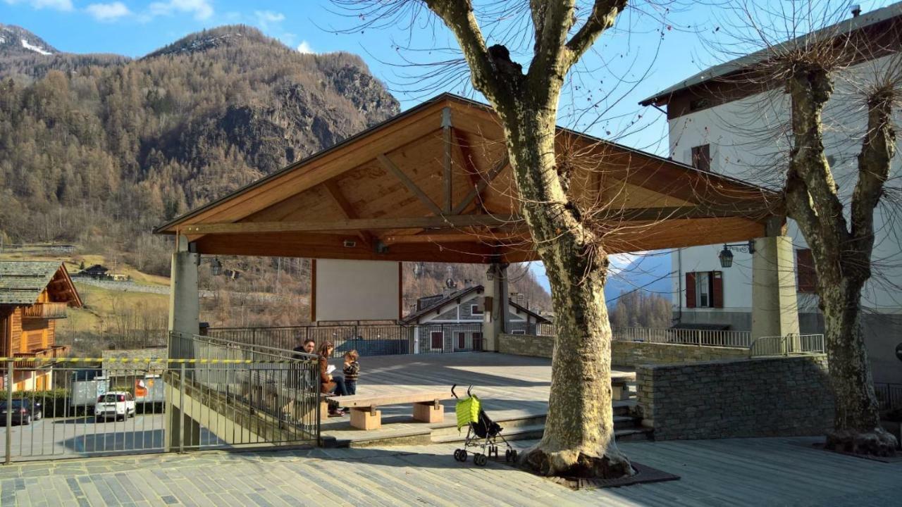 Апартаменти Grazioso Monolocale A Pochi Passi Dal Centro Cittadino К'єза-ін-Вальмаленко Екстер'єр фото